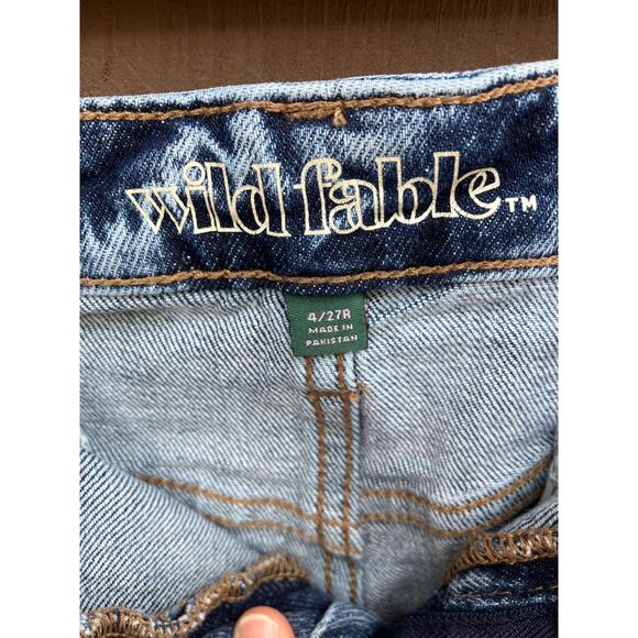 WILD FABLE SIZE 4 ROLLED HEM DENIUM JEAN SHORTS - Picture 3 of 5